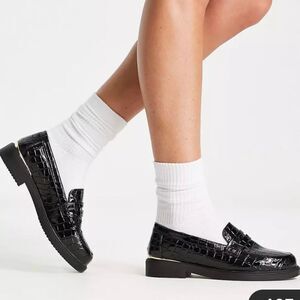 schuh Wide Fit Lenzo loafers in black croc Size
